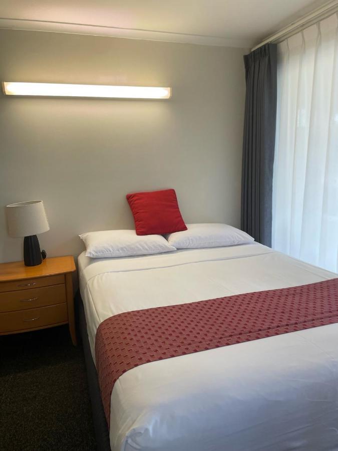 Kyamba Court Motel Мулулаба Екстер'єр фото